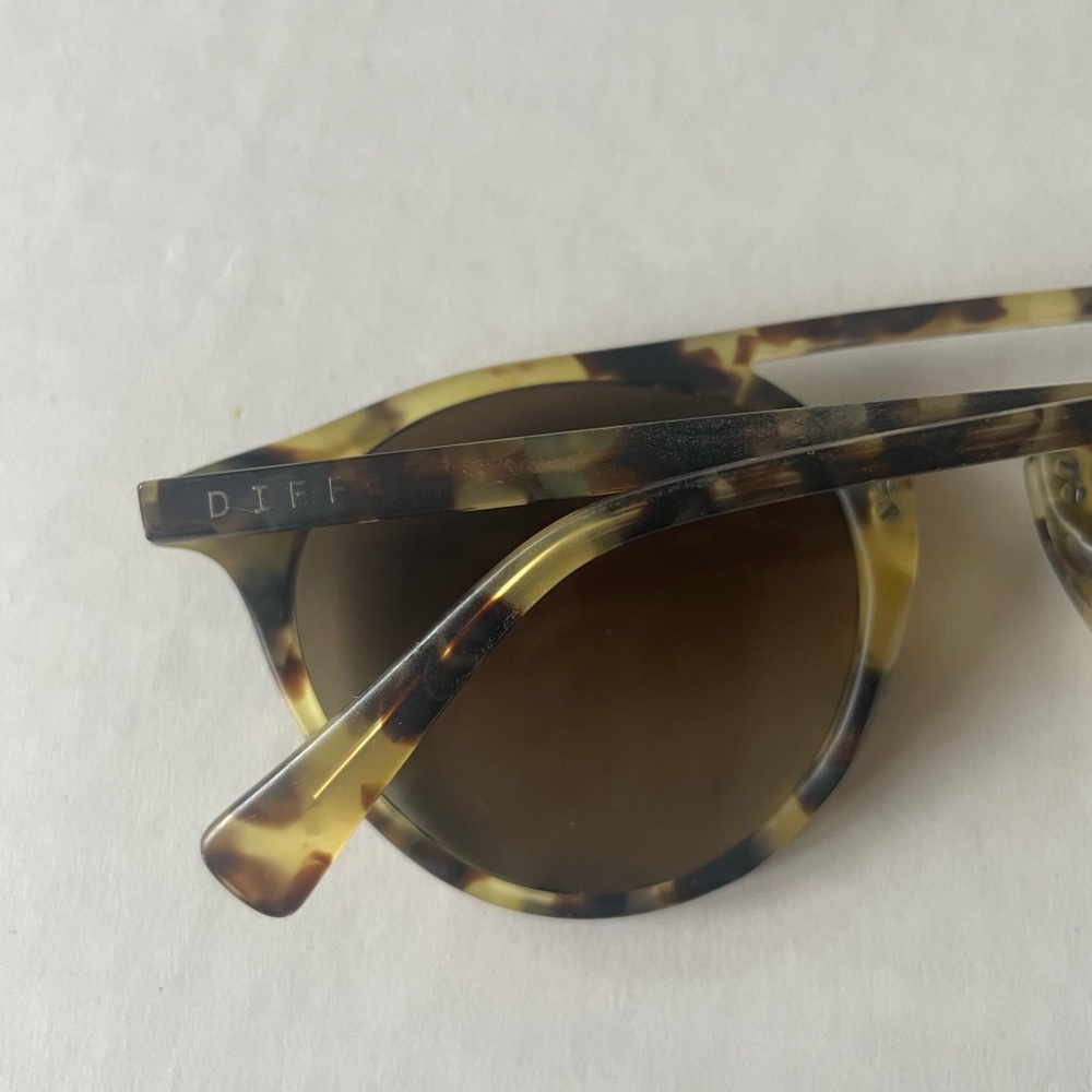 Diff Eyewear Mason Tortoise Frames Polarized Sung… - image 5